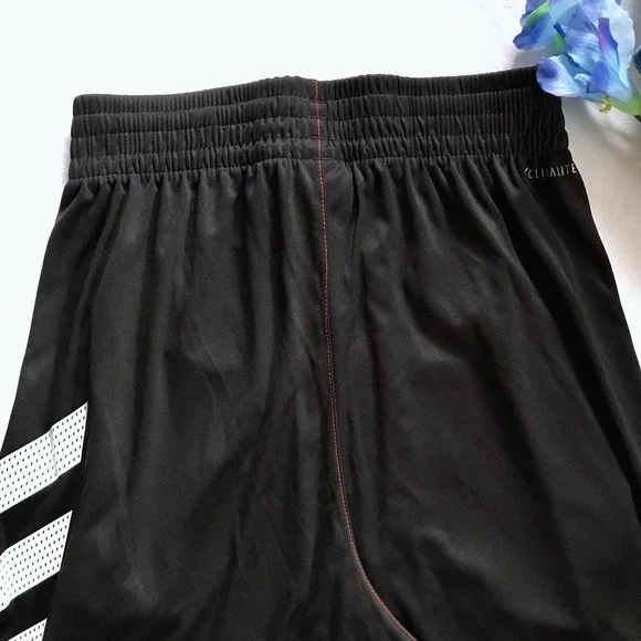 Adidas NWT Performance Shorts for Men Various - Picture 7 of 13